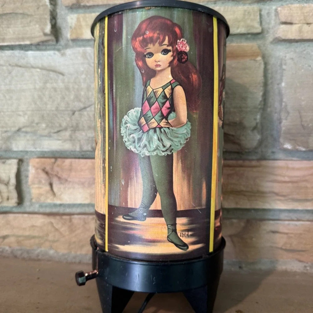 Eden Vintage 1960s Big Eyed Girl Harlequin 4 sided Cylinder Lamp Mid Century Mod